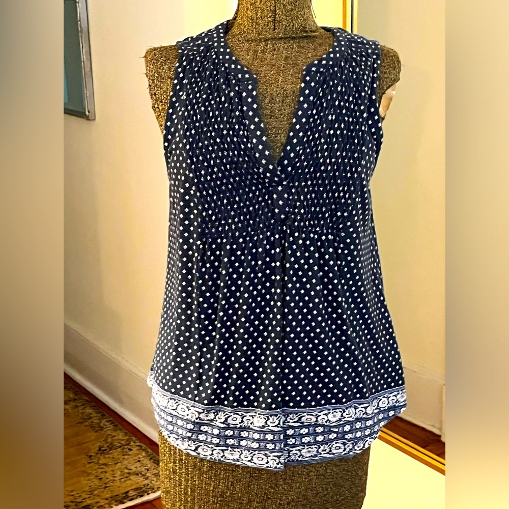 Sleeveless top